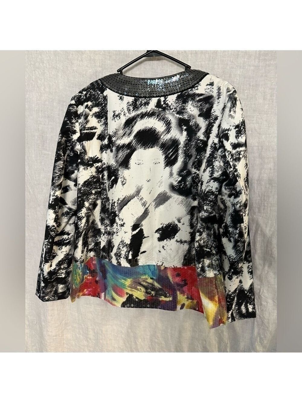 Chico’s Size 2 Geisha Girl Jacket Sequin embellishments around neck and edge
